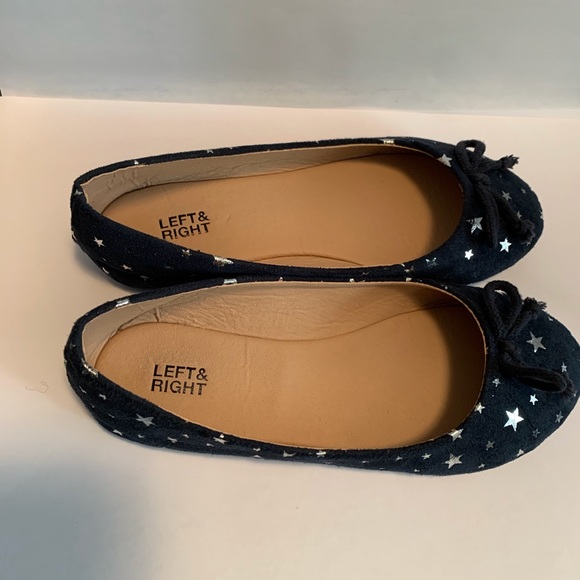 LEFT & RIGHT Ballet Flats - Picture 2 of 6